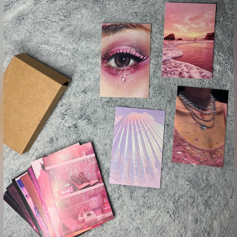 42pc Pink Poster Collage Kit